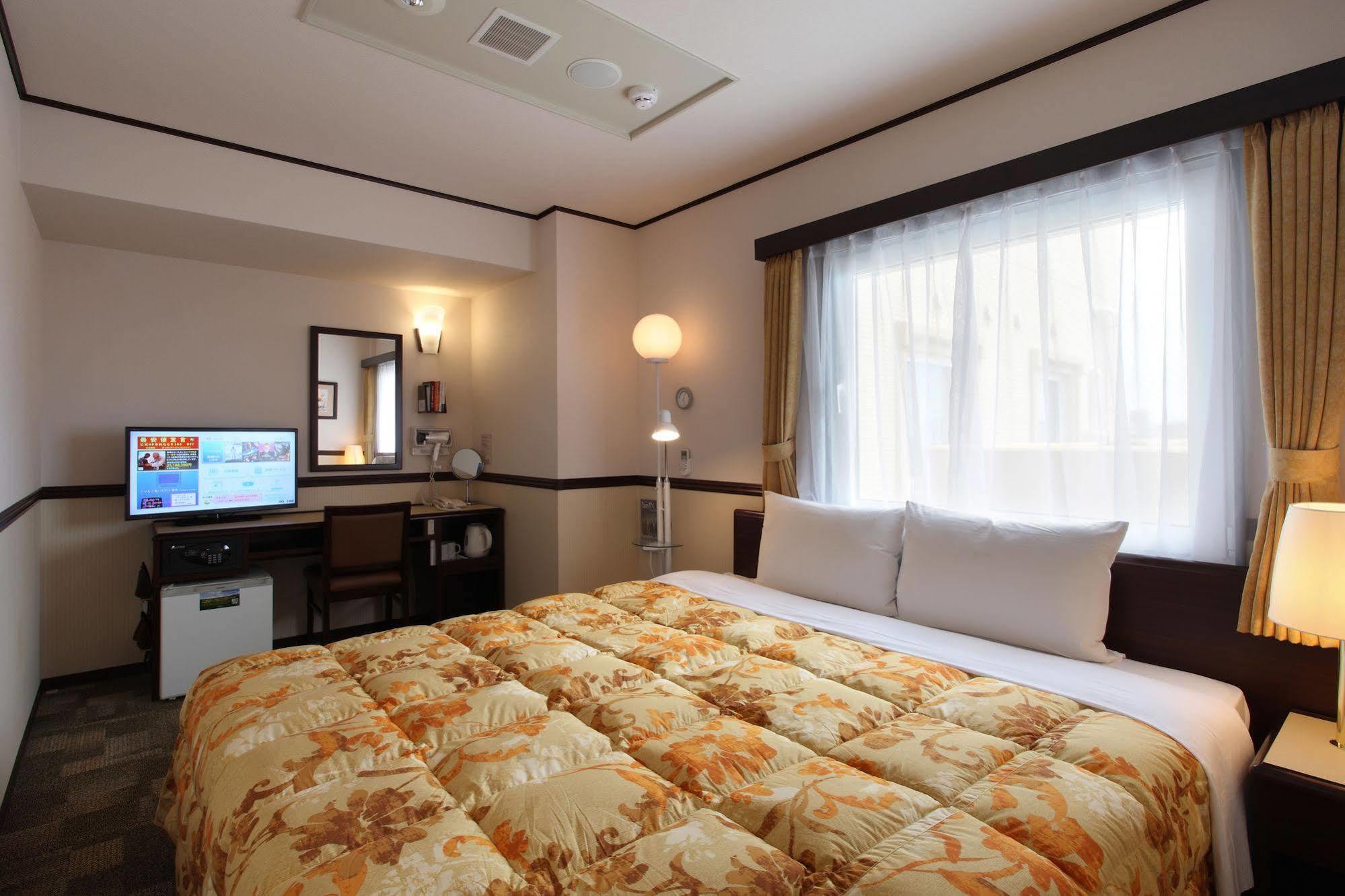 Toyoko Inn Okayama-Eki Nishiguchi Hiroba Ngoại thất bức ảnh